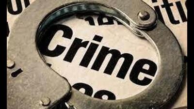 Posing as domestic help, two women steal  ₹10 lakh, jewellery from house