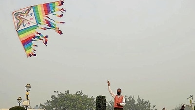 5 ways to make kites for Uttarayan festival 5 ways to make kites for Uttarayan festival