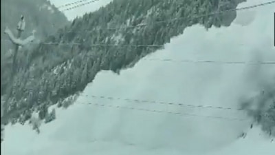 In Jammu and Kashmir, snow lashed down the hills, causing an avalanche in Sonamarg area of Ganderbal district. (ANI) In Jammu and Kashmir, snow lashed down the hills, causing an avalanche in Sonamarg area of Ganderbal district. (ANI)
