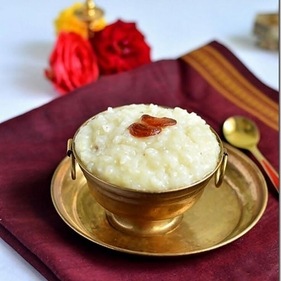 This is a delicacy prepared during the days of Pongal. It is made with sugar candy and rice, unlike the Chakara Pongal which is made with jaggery. (pinterest) This is a delicacy prepared during the days of Pongal. It is made with sugar candy and rice, unlike the Chakara Pongal which is made with jaggery. (pinterest)