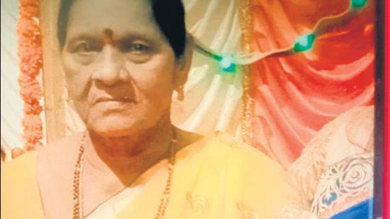72-year-old retired nurse run over by a clean-up truck in Mulund