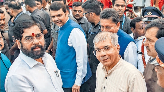 Chief minister Eknath Shinde, Deputy CM Devendra Fadnavis, and VBA chief Prakash Ambedkar at Chaityabhoomi in Dadar on December 6, 2022. (Satish Bate/HT Photo) Chief minister Eknath Shinde, Deputy CM Devendra Fadnavis, and VBA chief Prakash Ambedkar at Chaityabhoomi in Dadar on December 6, 2022. (Satish Bate/HT Photo)
