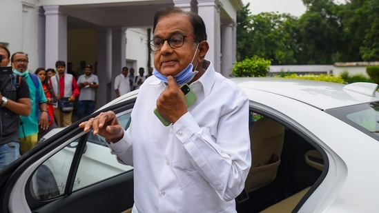 P Chidambaram refutes Vice President Jagdeep Dhankhar's "Parliament is supreme" remark.(Hindustan Times) P Chidambaram refutes Vice President Jagdeep Dhankhar's "Parliament is supreme" remark.(Hindustan Times)
