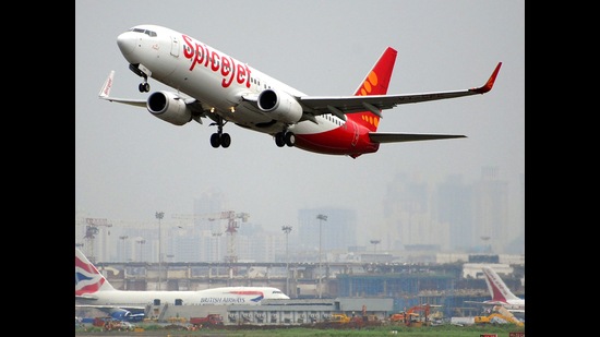 Flyers faced inconvenience as a SpiceJet Ahmedabad-bound flight returned to Pune airport after taking off on Thursday early morning. (REPRESENTATIVE IMAGE)