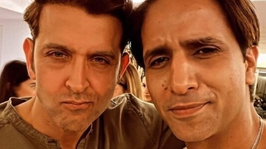 Hrithik Roshan poses with Arslan Goni, Sussanne Khan's boyfriend.