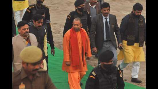 Uttar Pradesh chief minister Yogi Adityanath on way to attending an event in Varanasi on Jan 12. (Rajesh Kumar)