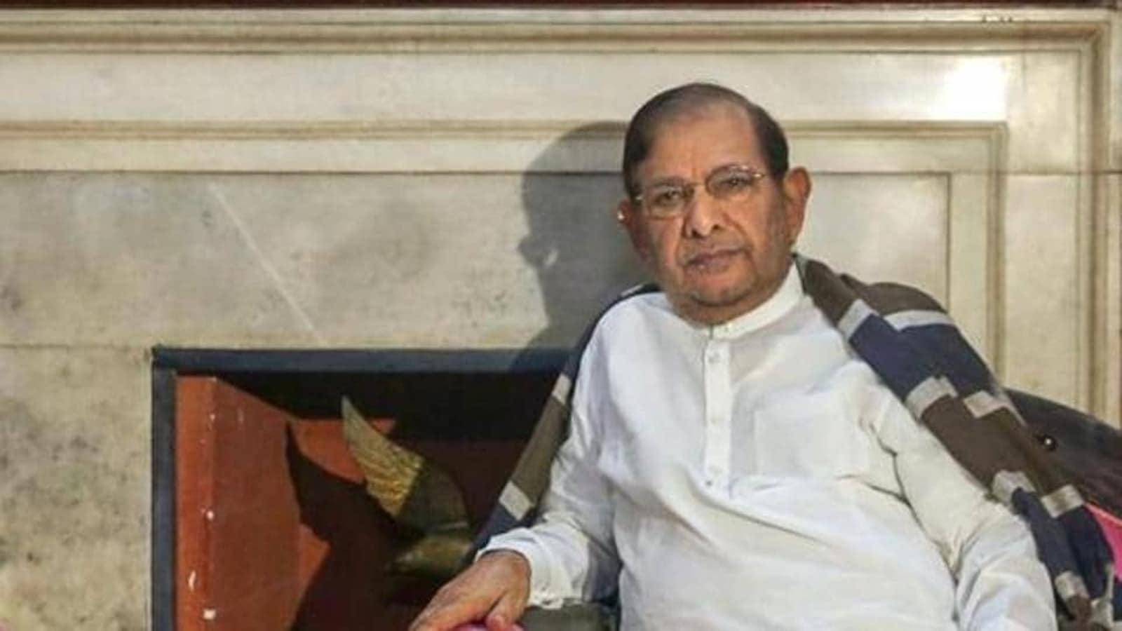 ‘Shocked’, ‘irreparable loss’: Condolences pour in over Sharad Yadav's death