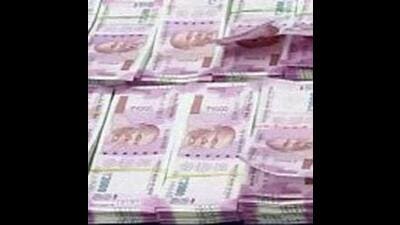 The state’s counsel stated that not only the employee in question but all employees of the state were entitled to the benefit. (PTI)