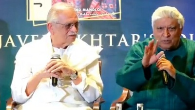Javed Akhtar recalls man who was disappointed after mistaking him for Gulzar.