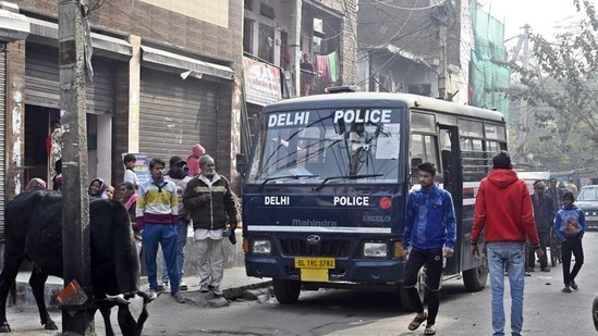 Outside the residence of Sultanpuri accident victim at Mangol Puri in New Delhi. (Sanjeev Verma/HT Photo)