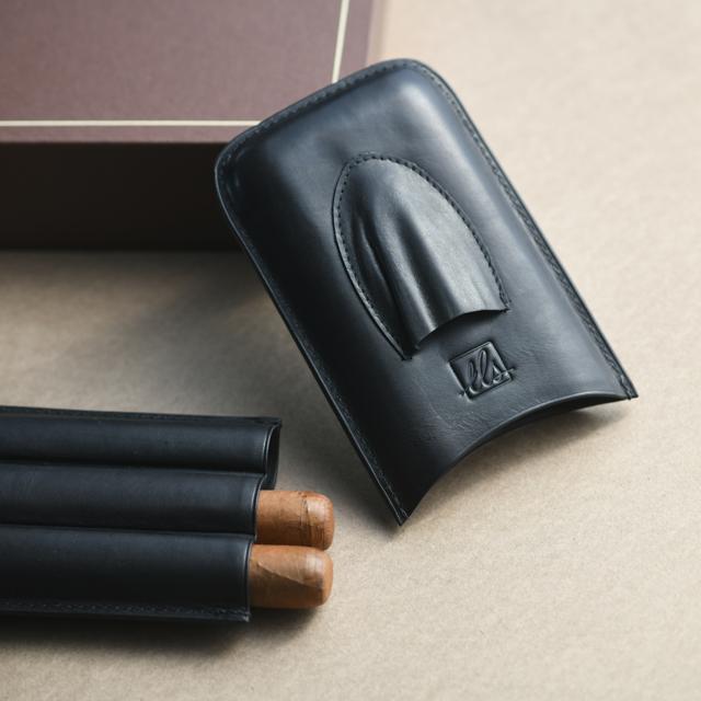 Get noticed when you light up. Your cigars will remain moist, flavoursome in this handcrafted cigar case. (Vegetable leather cigar case by The Leather Story). Get noticed when you light up. Your cigars will remain moist, flavoursome in this handcrafted cigar case. (Vegetable leather cigar case by The Leather Story).