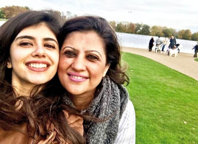 Sanjana and her mother Shagun Sanjana and her mother Shagun
