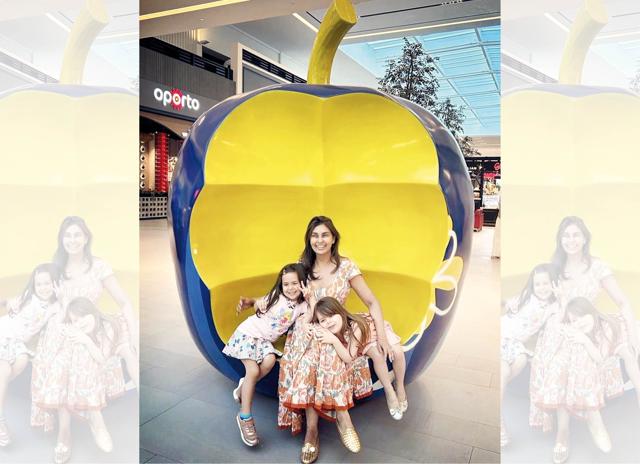 Lisa Ray with her daughters Lisa Ray with her daughters