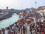 Lakhs of devotees arrive at Gangasagar for holy dip on 'Makar Sankranti'(PTI) Lakhs of devotees arrive at Gangasagar for holy dip on 'Makar Sankranti'(PTI)