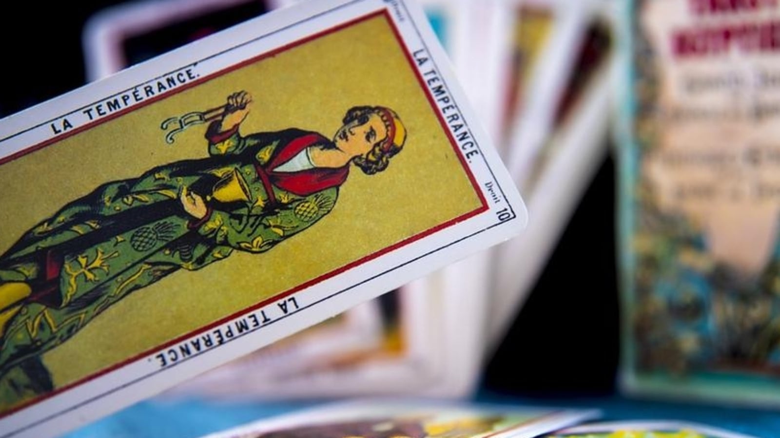 15 Best Online Tarot Reading Websites - Tarot Card Readers for 2023 Predictions