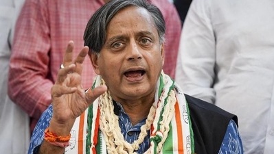 ‘Entirely possible for BJP to lose majority in 2024’: Shashi Tharoor ‘Entirely possible for BJP to lose majority in 2024’: Shashi Tharoor