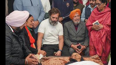 Congress leader Rahul Gandhi along with party leaders meeting family members of MP Santokh Singh Chaudhary in Jalandhar on Saturday. Chaudhary died in the morning after suffering a cardiac arrest during the party’s Bharat Jodo Yatra. (PTI Photo) Congress leader Rahul Gandhi along with party leaders meeting family members of MP Santokh Singh Chaudhary in Jalandhar on Saturday. Chaudhary died in the morning after suffering a cardiac arrest during the party’s Bharat Jodo Yatra. (PTI Photo)