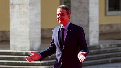 Greece Elections: Greek Prime Minister Kyriakos Mitsotakis gestures. (Reuters)