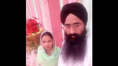 Jaswinder Kaur, the victim and (right) Saranjit Singh, the accused (HT)