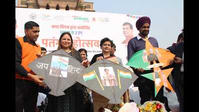 Lucknow mayor Sanyukta Bhatia flagging off the campaign in Lucknow on Saturday (HT Photo) Lucknow mayor Sanyukta Bhatia flagging off the campaign in Lucknow on Saturday (HT Photo)