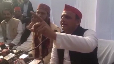 Samajwadi Party president Akhilesh Yadav talks about Ganga Vilas cruise ship at a press briefing. (ANI) Samajwadi Party president Akhilesh Yadav talks about Ganga Vilas cruise ship at a press briefing. (ANI)