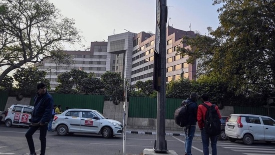 Deputy chief minister Manish Sisodia has claimed that CBI raided his office at the Delhi Secretariat. (Raj K Raj/HT photo) Deputy chief minister Manish Sisodia has claimed that CBI raided his office at the Delhi Secretariat. (Raj K Raj/HT photo)
