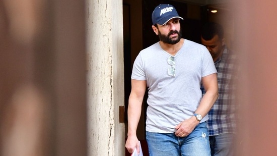 Saif Ali Khan was spotted outside his home on Saturday. He is currently working on his next film, Om Raut's Adipurush. He was last seen with Hrithik Roshan in Vikram Vedha. (Varinder Chawla)