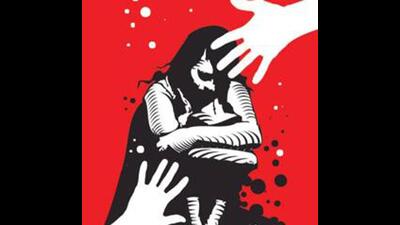 The complainant said his daughter had gone missing while playing outside the house with other children. He started searching for her and when he went to the room of the accused, he saw his daughter being raped. Ludhiana police lodged an FIR under Sections 376- A, B (rape on woman under 12 years of age) of IPC and Section 6 of POCSO Act and arrested the accused. (HT FILE PHOTO)