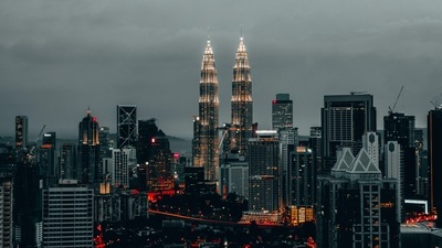 From high-end bar to street markets: Exploring the diverse nightlife of Malaysia (Unsplash) From high-end bar to street markets: Exploring the diverse nightlife of Malaysia (Unsplash)