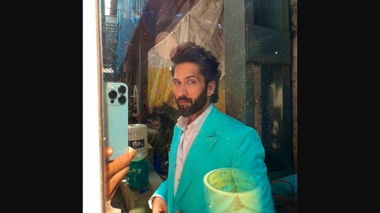 Did you too post a tweet under ‘I have a joke’ trend like Nakuul Mehta?(Instagram/@nakuulmehta)