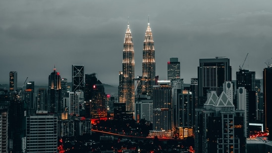 From high-end bar to street markets: Exploring the diverse nightlife of Malaysia(Unsplash)