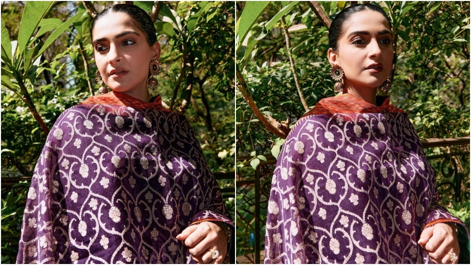 Sonam Kapoor creates a traditional look with her mother's jewelry.  (Instagram)