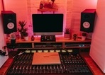Sound speakers
