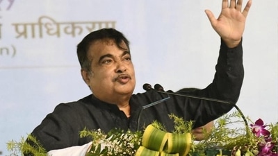 Man who made threat calls to Gadkari's office claims to be from Dawood's gang Man who made threat calls to Gadkari's office claims to be from Dawood's gang
