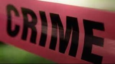 A group of three men allegedly assaulted a man in Hadapsar with sharp weapons after he refused to pay for their cigarettes. (REPRESENTATIVE IMAGE) A group of three men allegedly assaulted a man in Hadapsar with sharp weapons after he refused to pay for their cigarettes. (REPRESENTATIVE IMAGE)