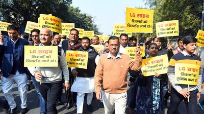 Delhi chief minister Arvind Kejriwal and his deputy Manish Sisodia leading the protest march. (ANI)
