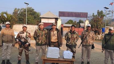 Kakching police seized 1.336 kg heroin and 9.151 kg WY (world is yours) tablets from a Maruti Gypsy that belonged to a ‘Commando Unit’ (HT Photo)
