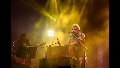 Piyush Mishra performing live in Chandigarh (Photo: Sanjeev Sharma/HT)
