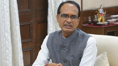 Madhya Pradesh chief minister Shivraj Singh Chouhan informed that the activist apologised for his remarks and prayed his mother for her forgiveness. (HT file photo) Madhya Pradesh chief minister Shivraj Singh Chouhan informed that the activist apologised for his remarks and prayed his mother for her forgiveness. (HT file photo)