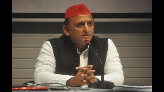Akhilesh and SP chief national general secretary Ram Gopal Yadav have repeatedly talked about assigning a big role to Shivpal ever since he politically reunited with the family. (HT file)