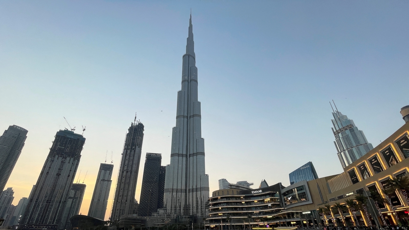 Real estate transactions in Dubai hit record high