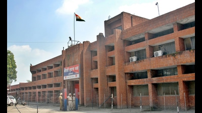 The Ludhiana Central Jail authorities have recovered four mobile phones including mobile charger, heater springs, and a headphone after an unknown person threw a packet from outside the prison’s boundary wall on Monday. (HT File Photo)