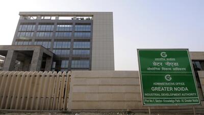 The forum ordered that petitioner Mahesh Mitra will approach the Greater Noida authority chief executive officer on January 19, 2023, to get his issue resolved and a plot allotted in his name. (HT Photo) The forum ordered that petitioner Mahesh Mitra will approach the Greater Noida authority chief executive officer on January 19, 2023, to get his issue resolved and a plot allotted in his name. (HT Photo)
