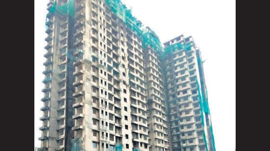 In June 2019, the lenders of the project took charge under the SARFAESI Act, and handed over the project to Ricardo Construction Pvt. Ltd. Making Ricardo Construction the new promoter of the project, then MahaRERA chairperson Gautam Chatterjee asked the new promoter to obtain the pending approvals from the competent planning authority and start construction. (HT PHOTO) In June 2019, the lenders of the project took charge under the SARFAESI Act, and handed over the project to Ricardo Construction Pvt. Ltd. Making Ricardo Construction the new promoter of the project, then MahaRERA chairperson Gautam Chatterjee asked the new promoter to obtain the pending approvals from the competent planning authority and start construction. (HT PHOTO)
