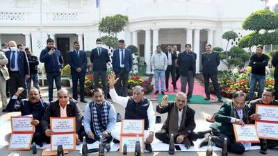 Delhi BJP MLAs protest against Yamuna pollution in the state assembly on Thursday. (ANI)