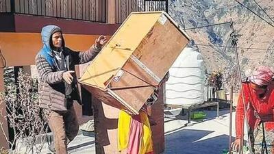 Members of the Joshimath Bachao Sangarsh Samiti have opposed any permanent settlement outside Joshimath. (PTI photo)