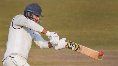Delhi seemed set to fall way short of Mumbai’s first-innings 293 when they were reduced to 88/4 in the first session (PTI) Delhi seemed set to fall way short of Mumbai’s first-innings 293 when they were reduced to 88/4 in the first session (PTI)