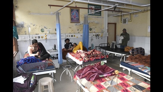 On Wednesday, Punjab Civil Medical Services Association said the decision to divest healthcare facilities will adversely affect them. (HT file photo)