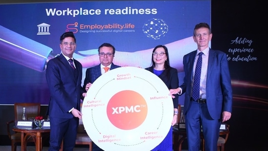  Dr. Manish Malhotra, Chairman, Employability.life; launches Experiential microcredential (XPMC) in India