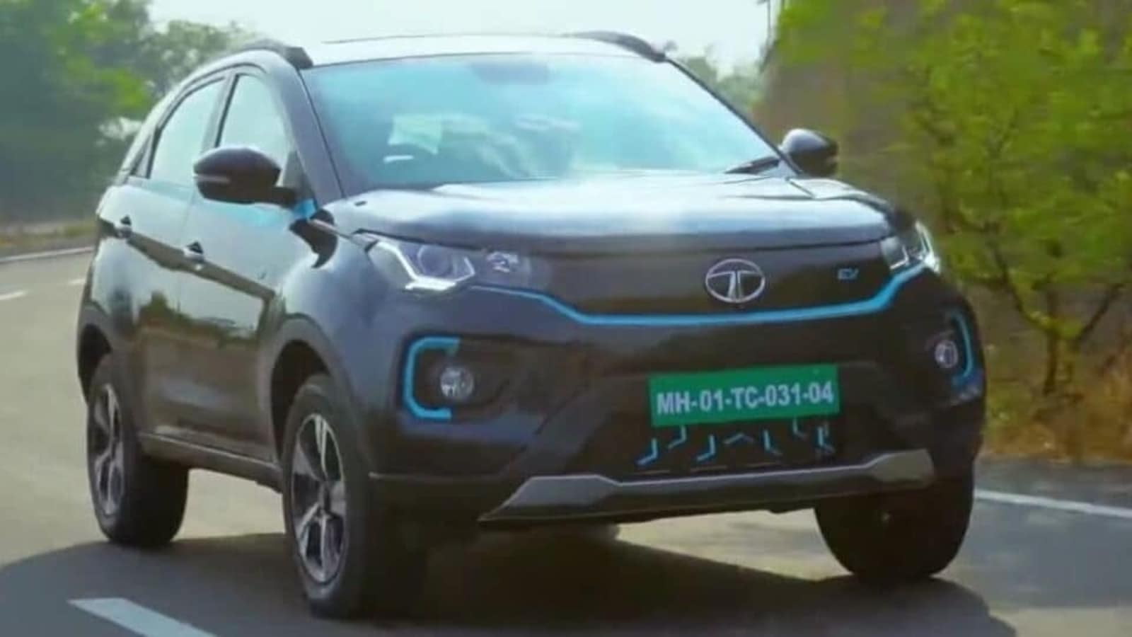 Electric car deals tata nexon price